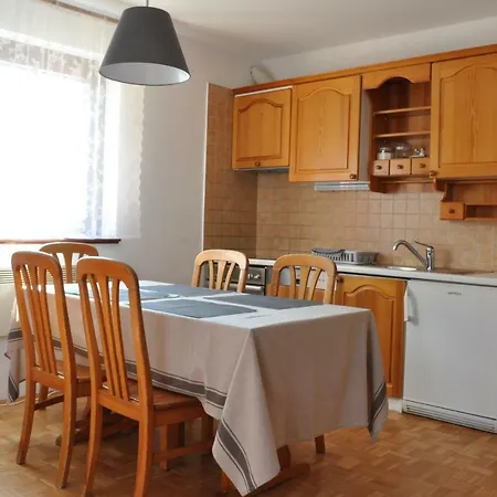 Vakantiehuis Apartma Marija Hiska 79