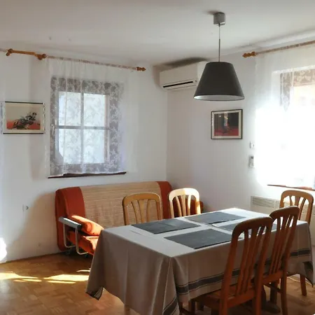 Apartma Marija Hiska 79 * Catez ob Savi